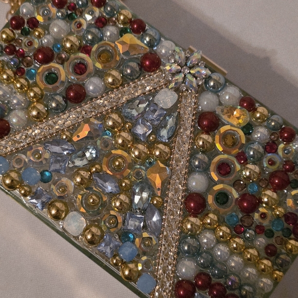 Handmade Pearl Chaos Clutch In Sky Blue - Alpine Winter - Picture 3 of 7